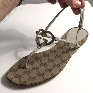 Gucci Authentic Size 40 EU (9.5 US) Interlocking G-Logo Sandals
